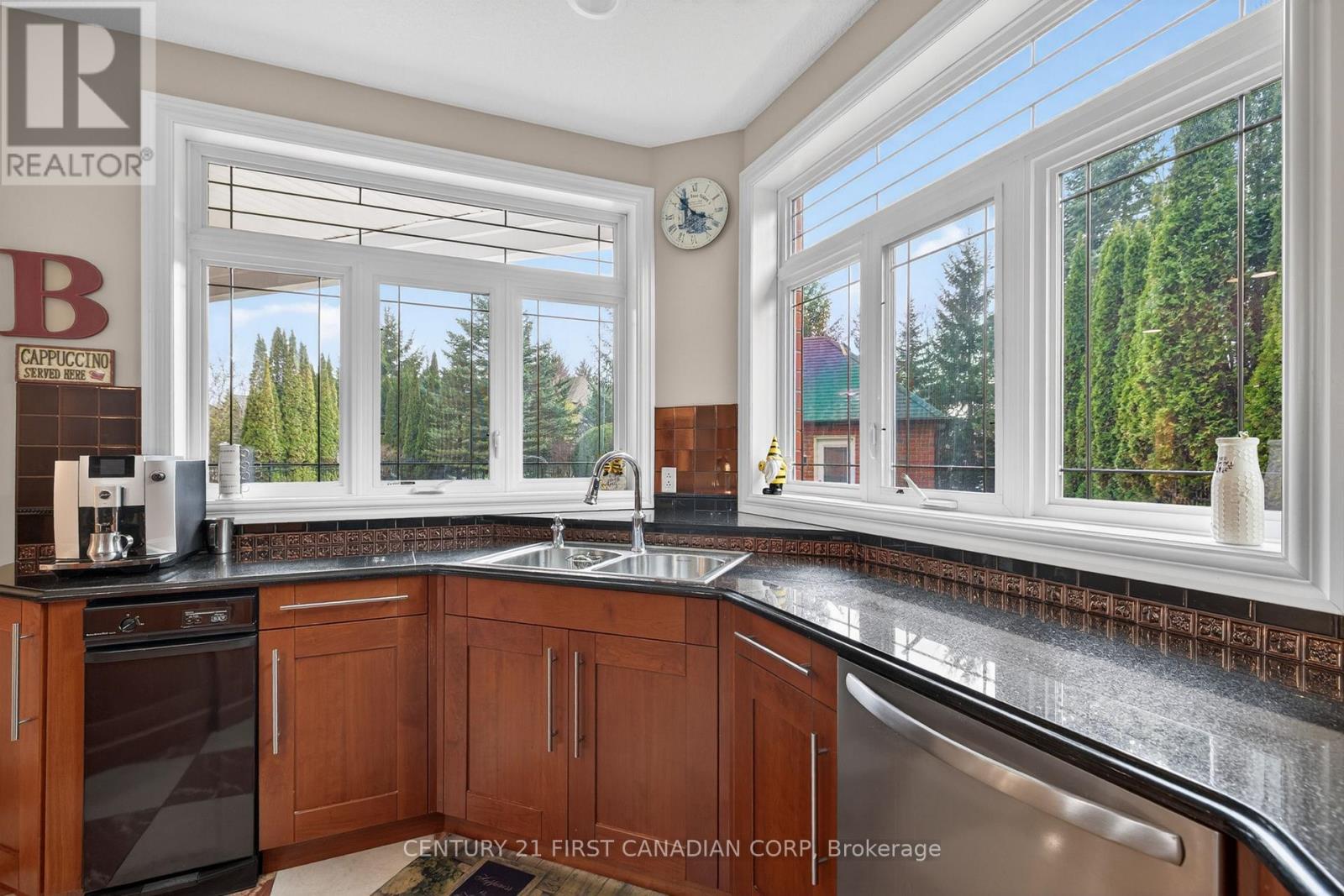 #2 7222 CLAYTON WALK - 16