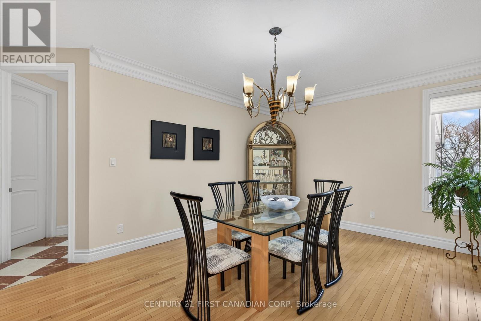 #2 7222 CLAYTON WALK - 18