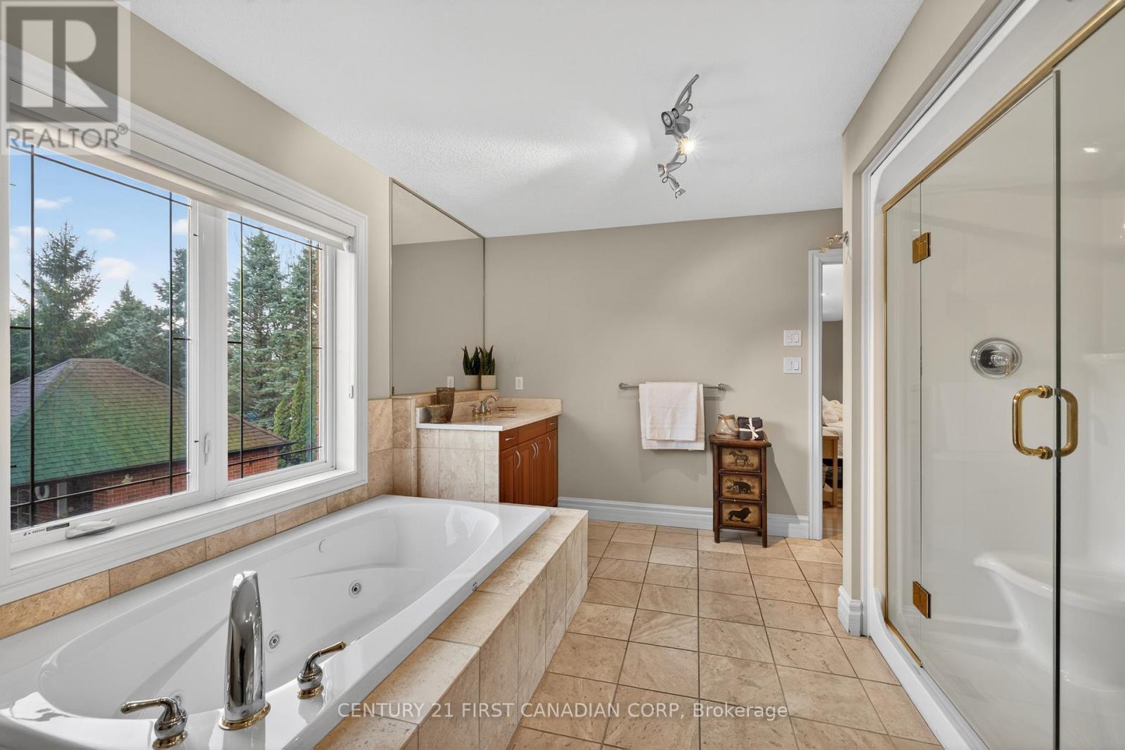 #2 7222 CLAYTON WALK - 29