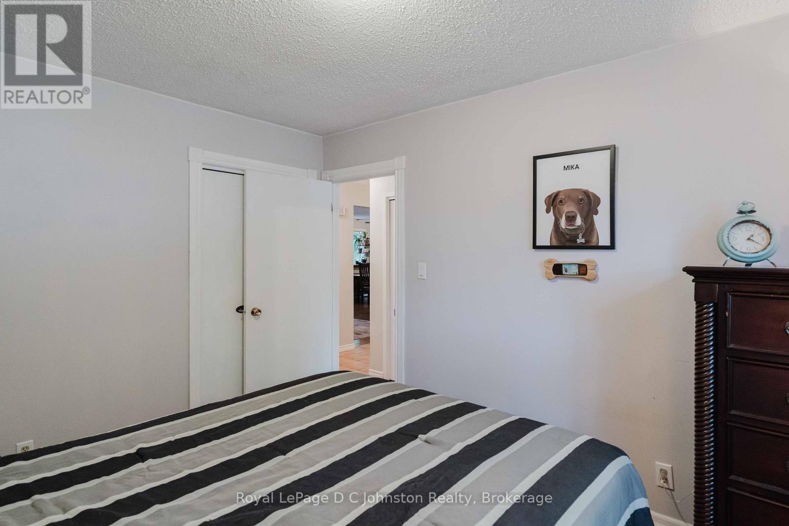 217 ALBERT STREET - 17