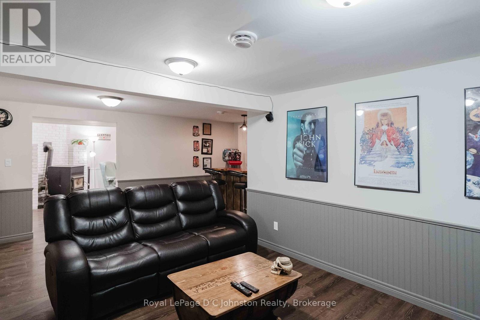 217 ALBERT STREET - 29