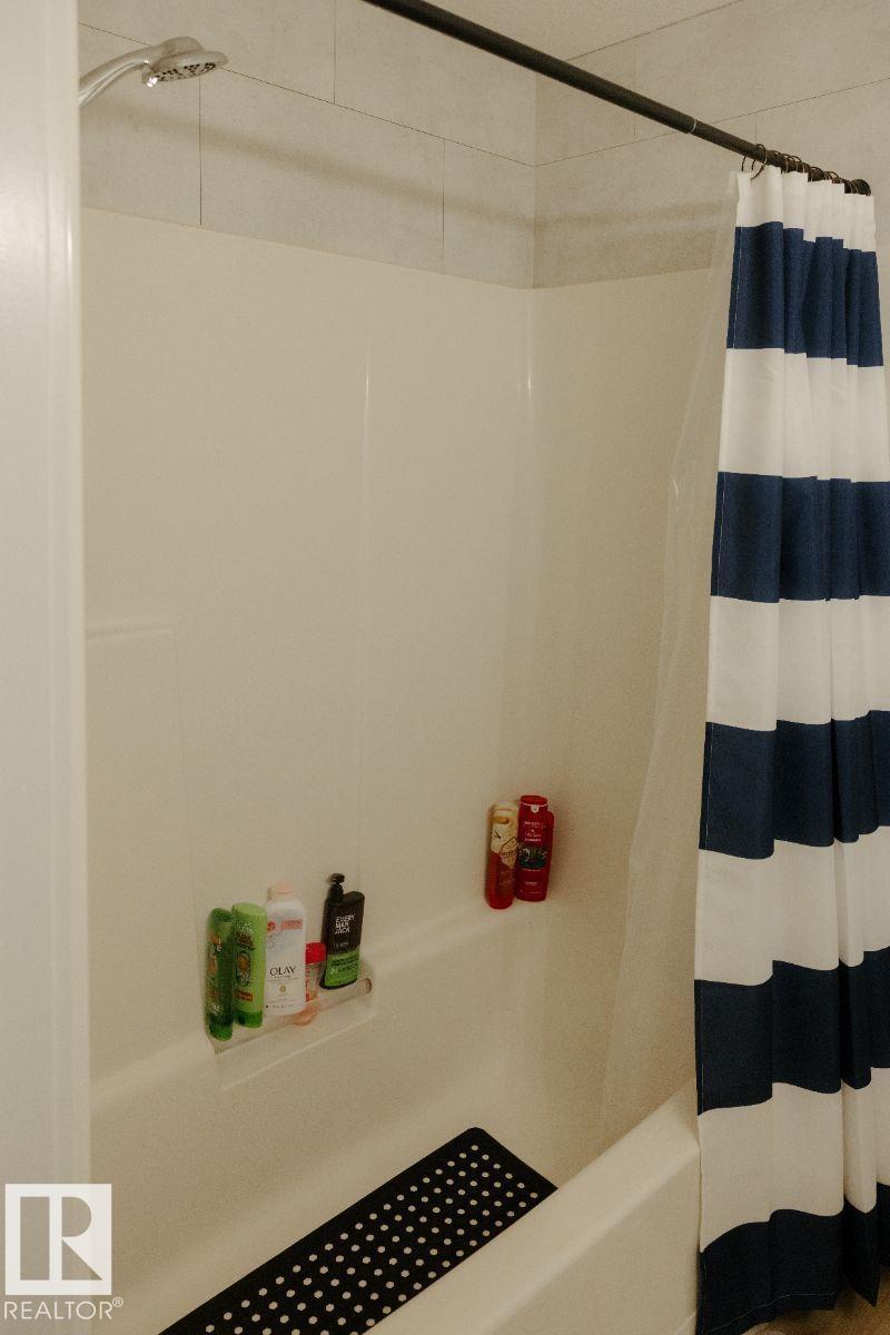 10503A 109 ST - 23