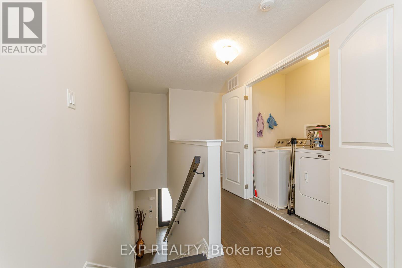 3 Bed, 3 Bath House for Sale in Ottawa – 822 HORSESHOE FALLS WAY, Ottawa – MLS# X13468550 - Image 10
