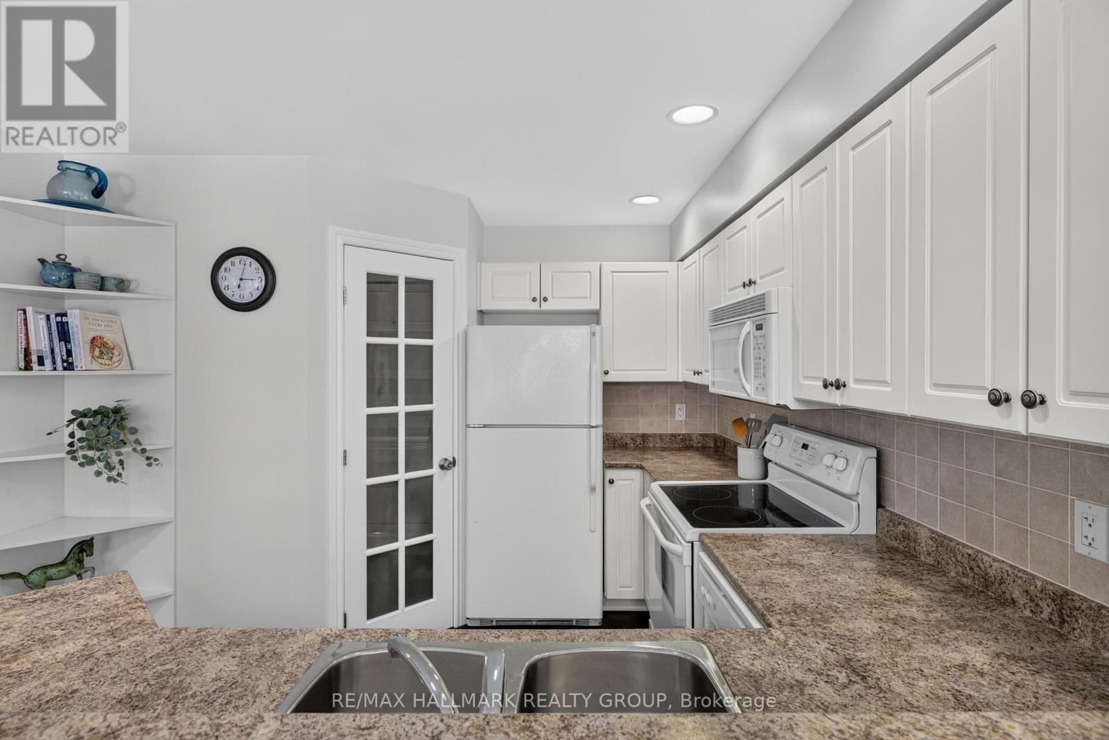 3 Bed, 3 Bath House for Rent in Ottawa – 460 GREY SEAL CIRCLE, Ottawa – MLS# X13468568 - Image 20