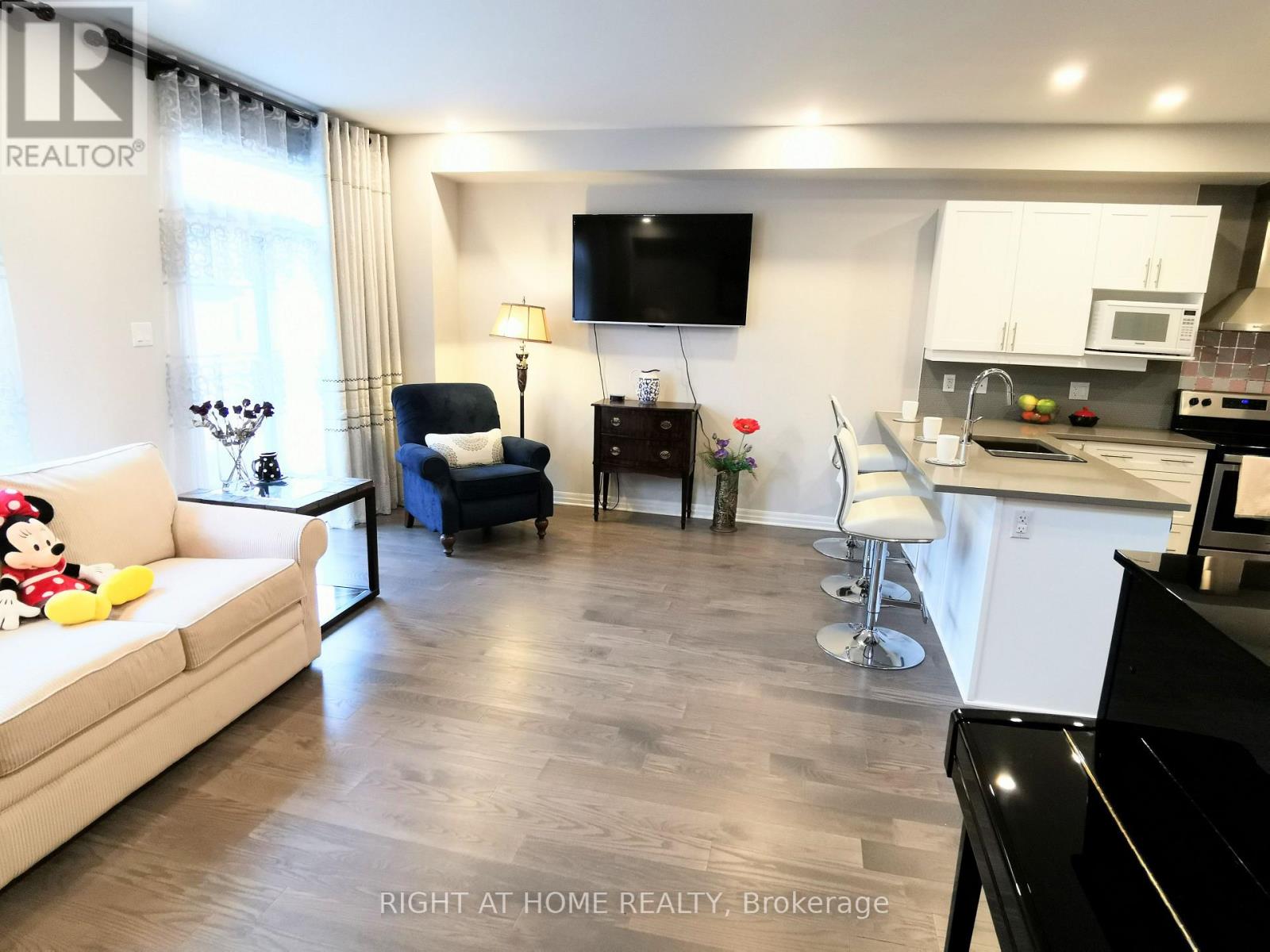 4 Bed, 3 Bath House for Rent in Ottawa – 321 LYSANDER PLACE, Ottawa – MLS# X13468614 - Image 9