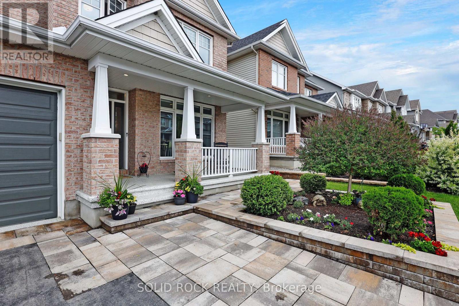 Interlock walkway