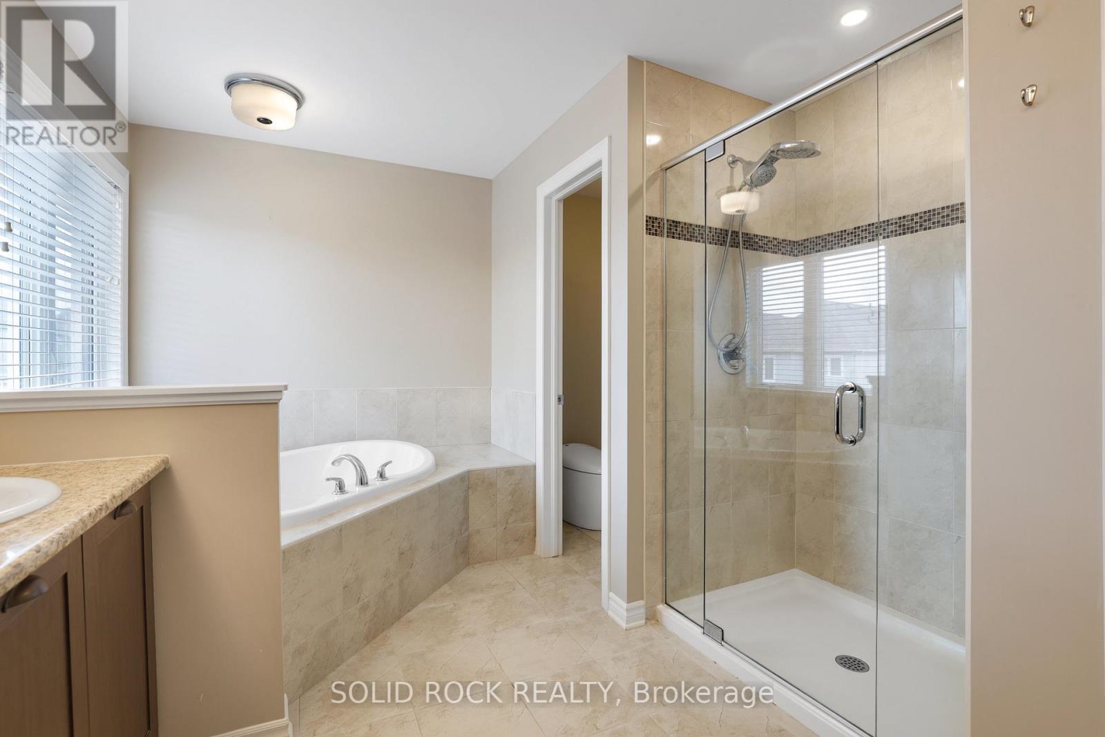 703 MASHKIG AVENUE - 25
