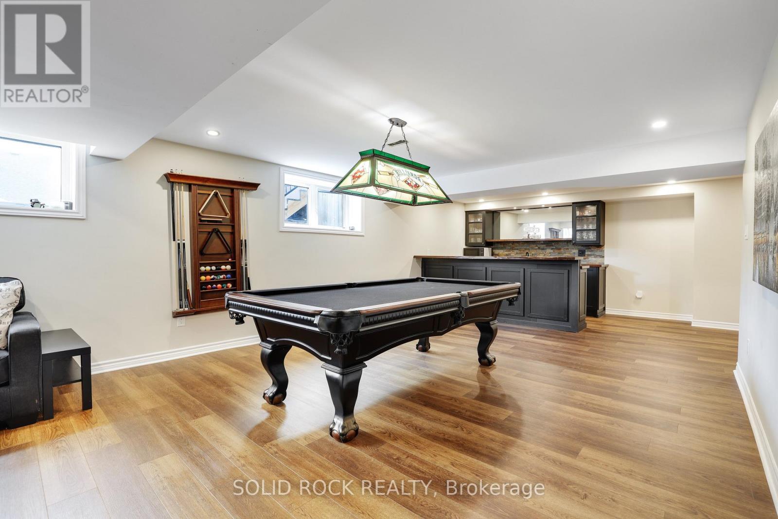 703 MASHKIG AVENUE - 32