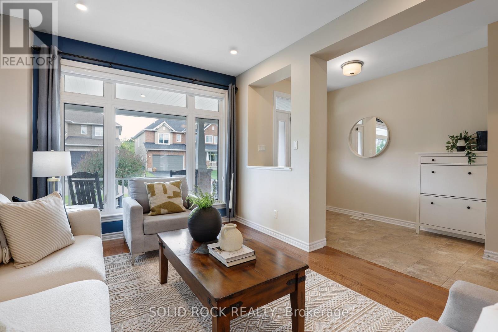 703 MASHKIG AVENUE - 6
