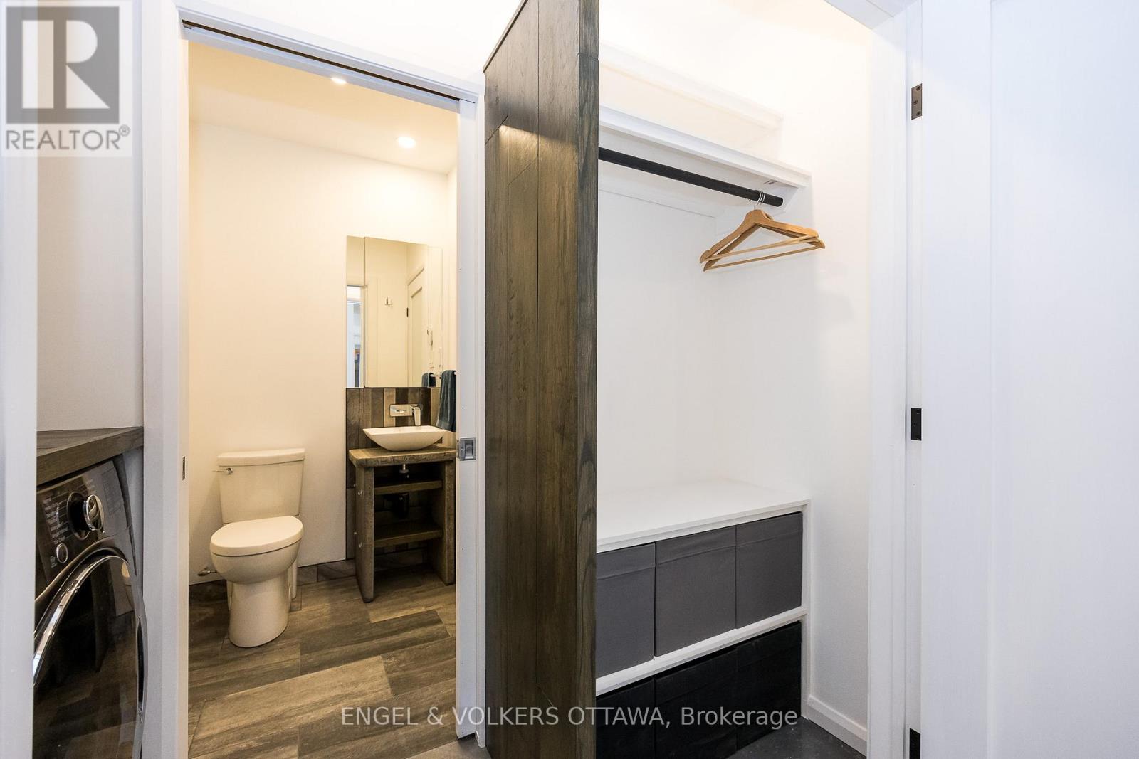 1 Bed, 1 Bath House for Rent in Ottawa – C – 178 MAIN STREET, Ottawa – MLS# X13468740 - Image 19