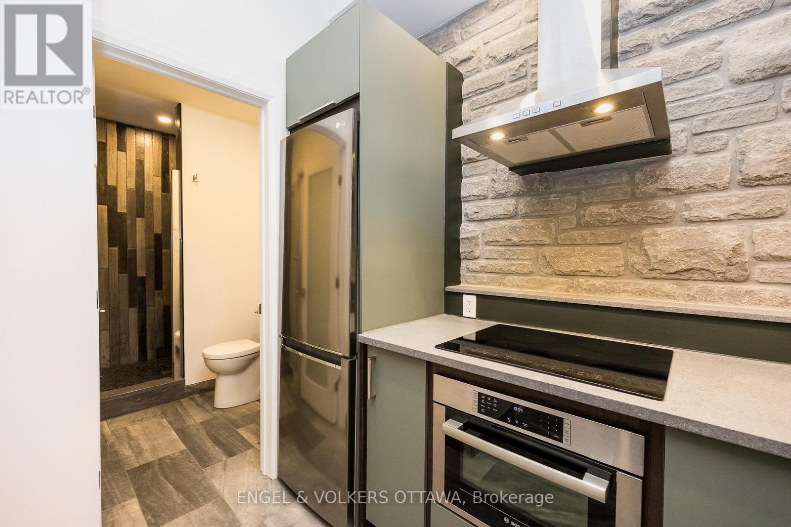 1 Bed, 1 Bath House for Rent in Ottawa – C – 178 MAIN STREET, Ottawa – MLS# X13468740 - Image 27