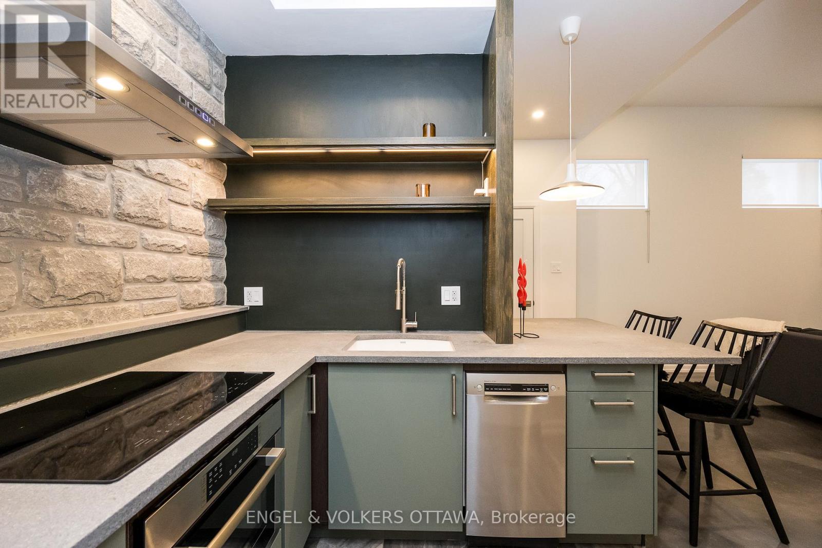 1 Bed, 1 Bath House for Rent in Ottawa – C – 178 MAIN STREET, Ottawa – MLS# X13468740 - Image 30