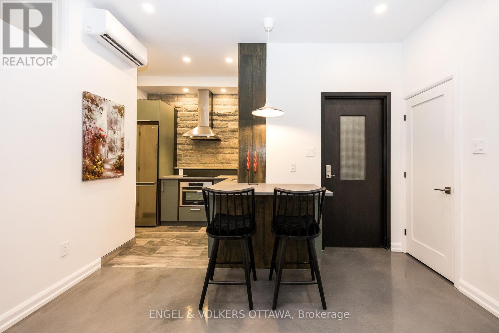 1 Bed, 1 Bath House for Rent in Ottawa – C – 178 MAIN STREET, Ottawa – MLS# X13468740 - Image 35