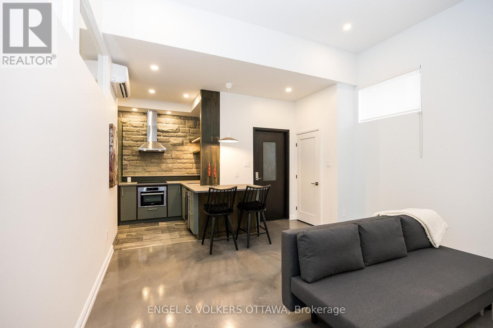 1 Bed, 1 Bath House for Rent in Ottawa – C – 178 MAIN STREET, Ottawa – MLS# X13468740 - Image 37