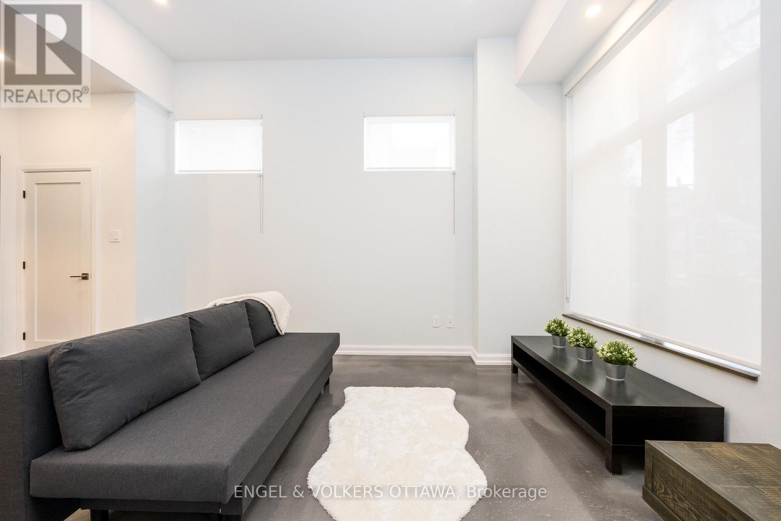 1 Bed, 1 Bath House for Rent in Ottawa – C – 178 MAIN STREET, Ottawa – MLS# X13468740 - Image 40