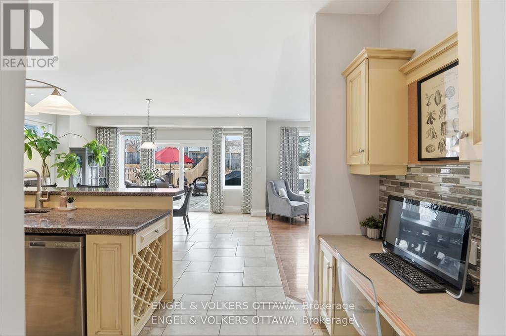 6 Bed, 4 Bath House for Sale in Ottawa – 31 LEATHERWOOD CRESCENT, Ottawa – MLS# X13468764 - Image 16