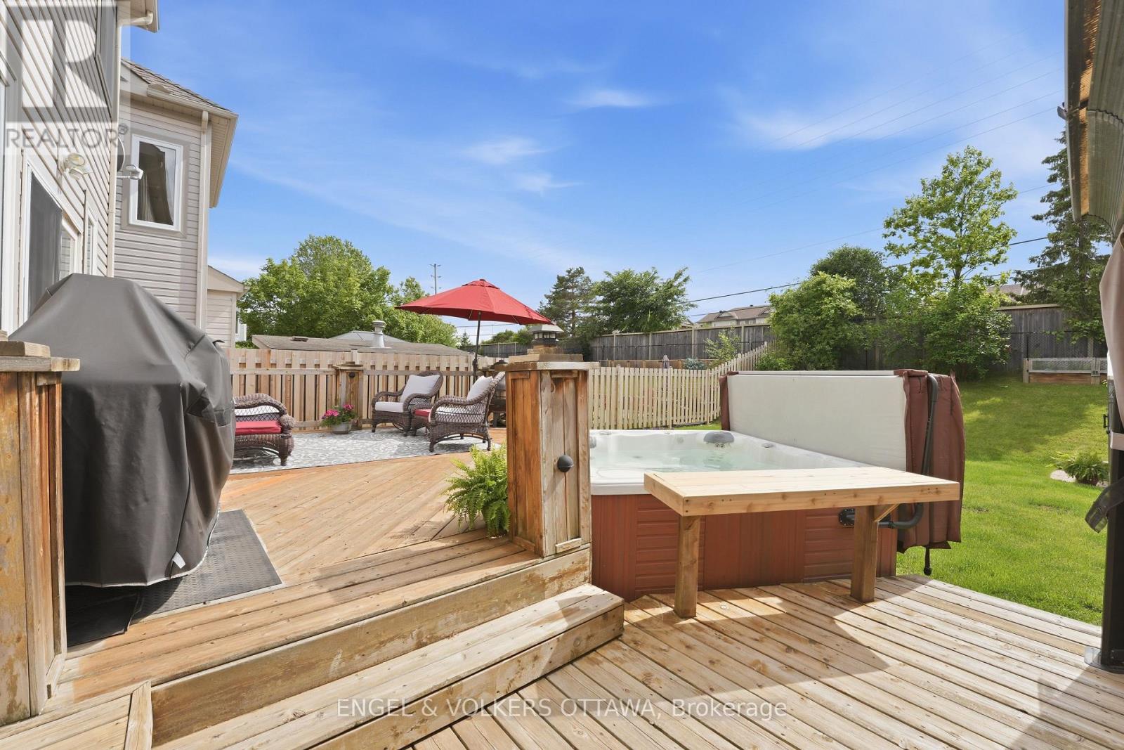 6 Bed, 4 Bath House for Sale in Ottawa – 31 LEATHERWOOD CRESCENT, Ottawa – MLS# X13468764 - Image 43