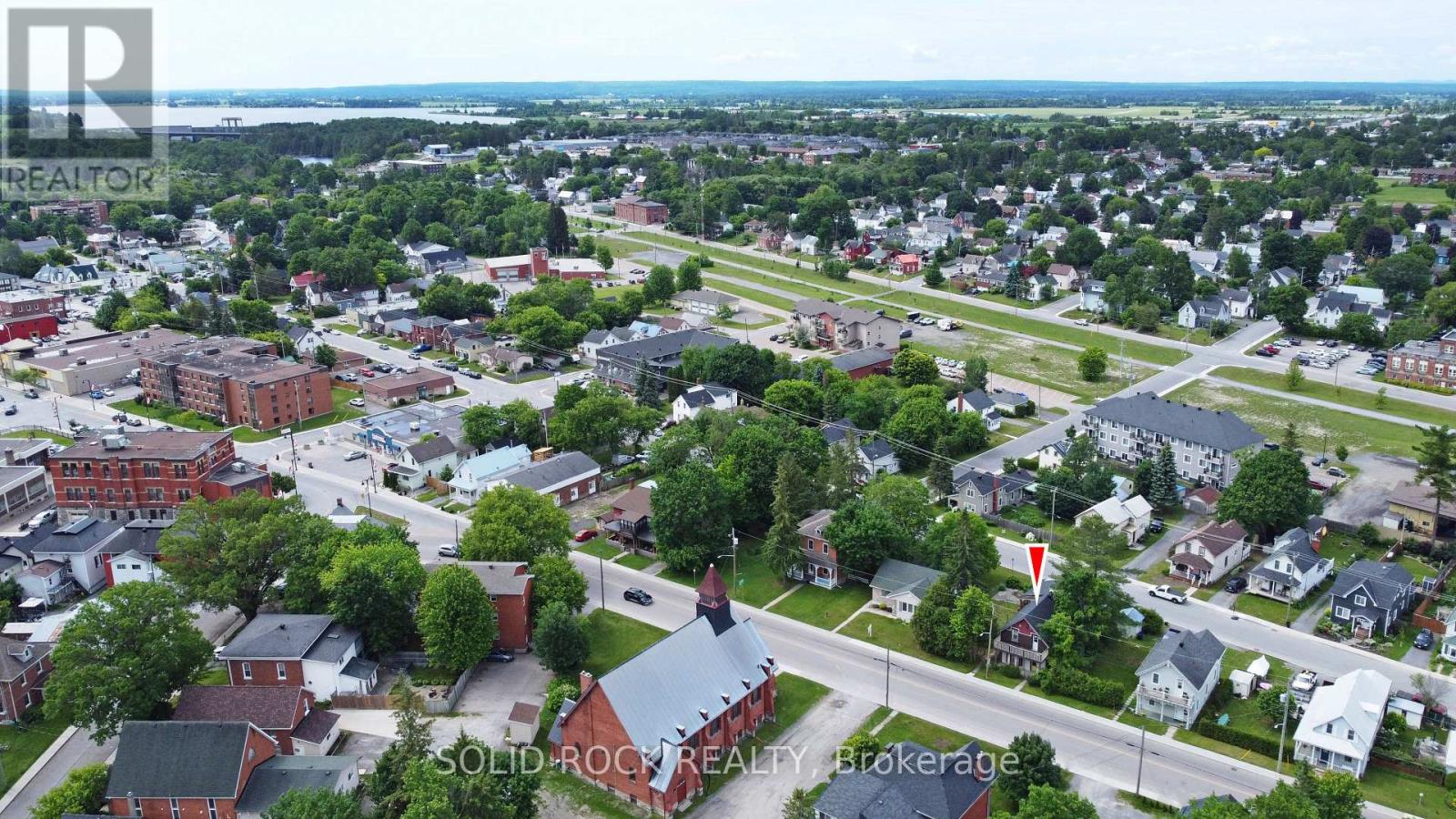 4 Bed, 2 Bath Multi-Family for Sale in Arnprior – 152 ELGIN STREET W, Arnprior – MLS# X13468804 - Image 3