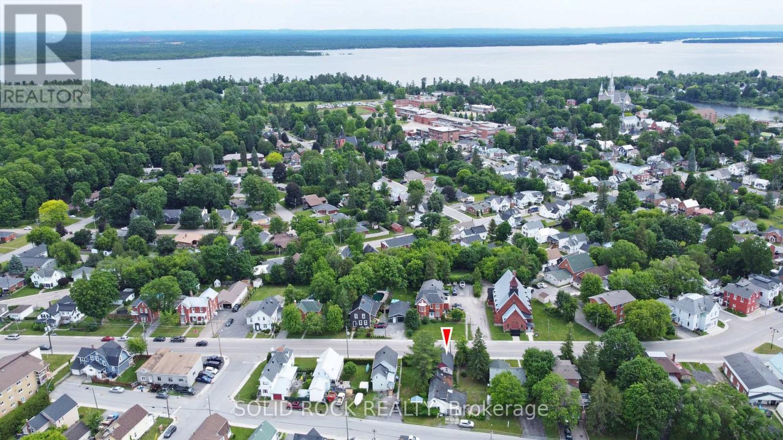 4 Bed, 2 Bath Multi-Family for Sale in Arnprior – 152 ELGIN STREET W, Arnprior – MLS# X13468804 - Image 5