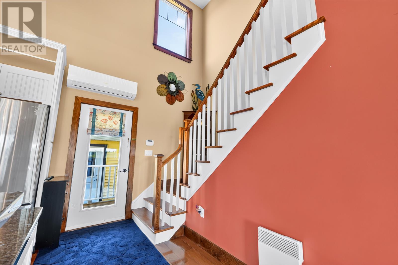 10 Bumble Bee Road - 10
