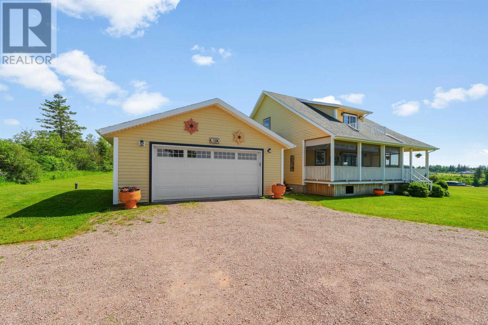 10 Bumble Bee Road - 2