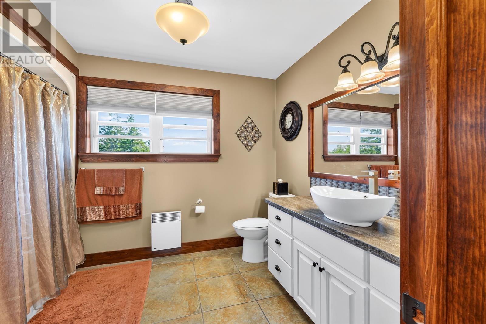 10 Bumble Bee Road - 30