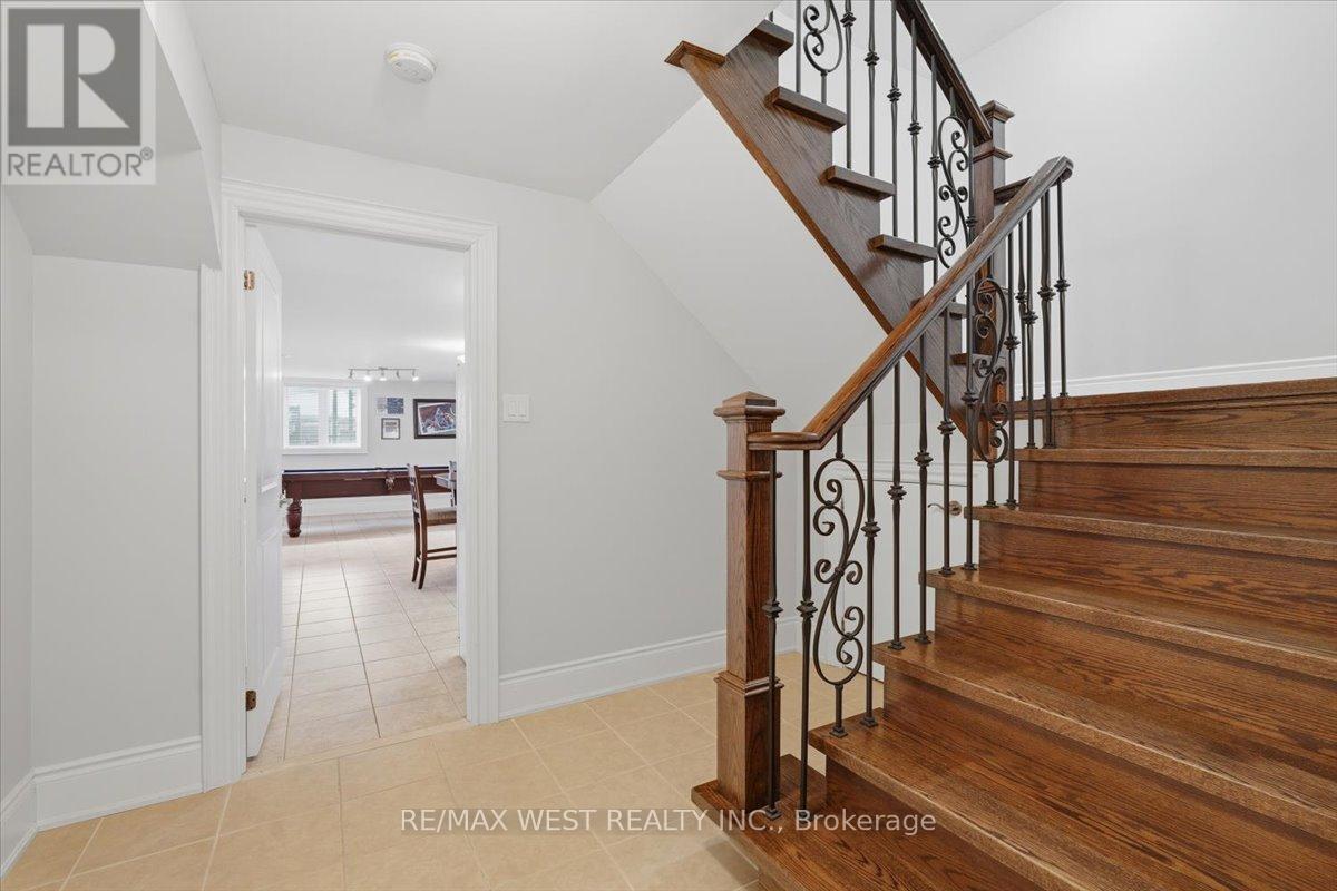 36 DANPATRICK DRIVE - 16