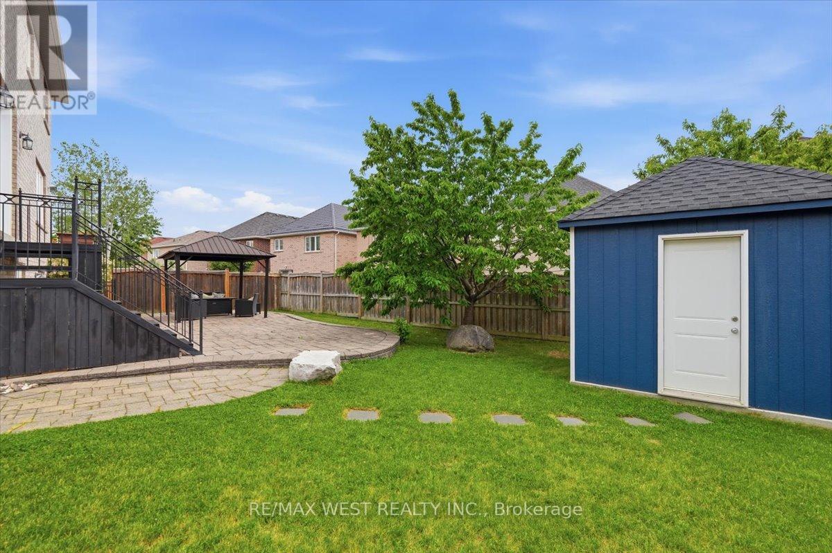 36 DANPATRICK DRIVE - 22