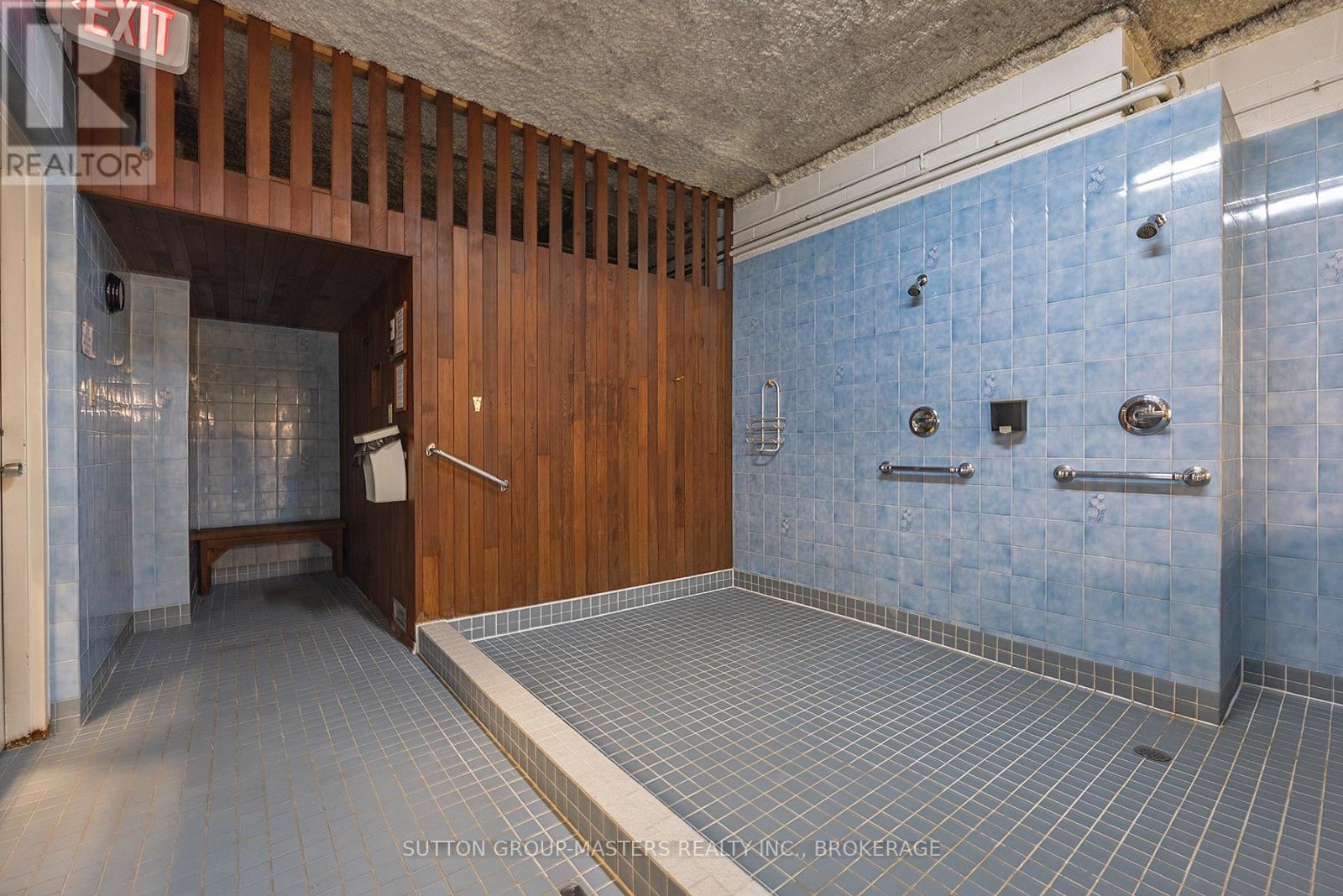 #102 257 BATH ROAD - 14