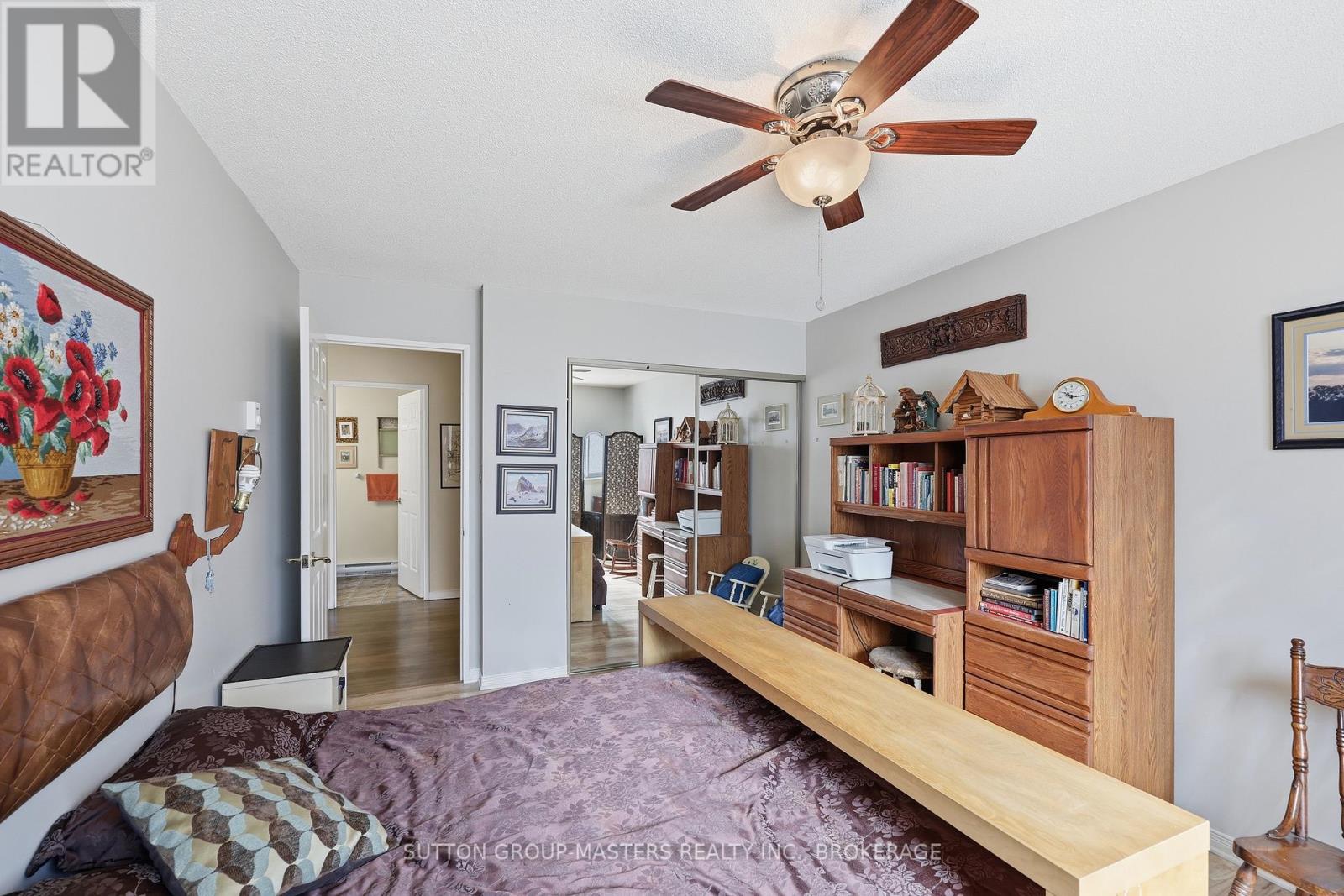 #102 257 BATH ROAD - 41