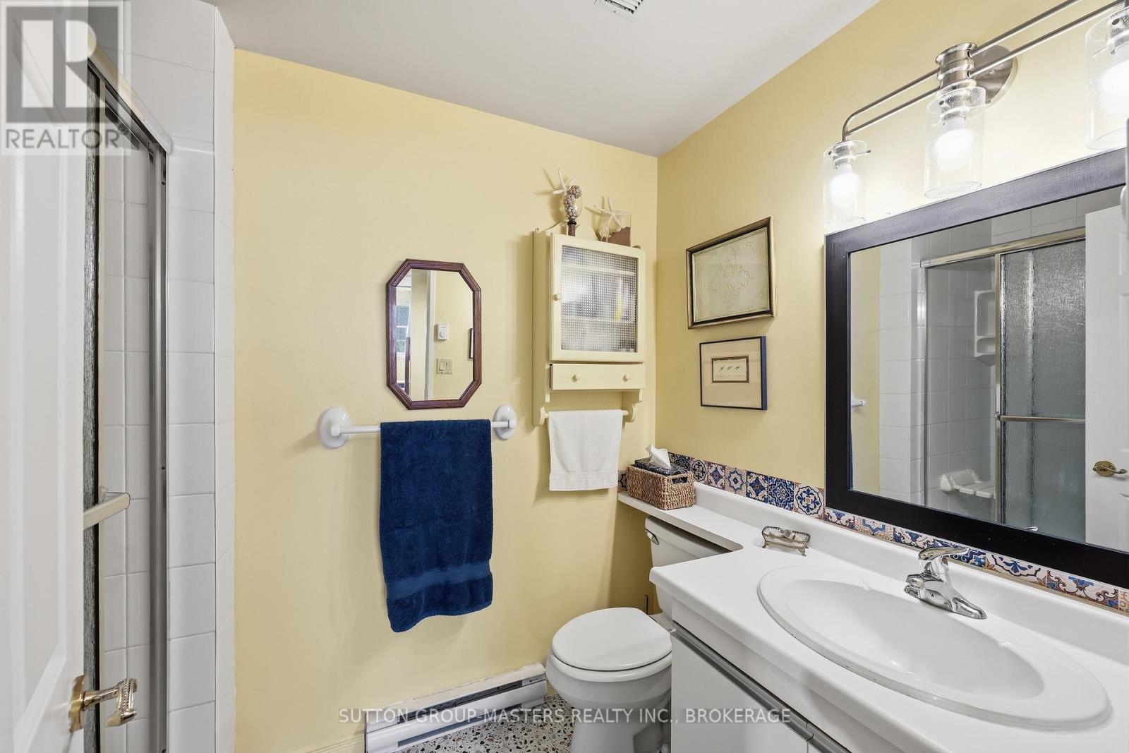 #102 257 BATH ROAD - 46