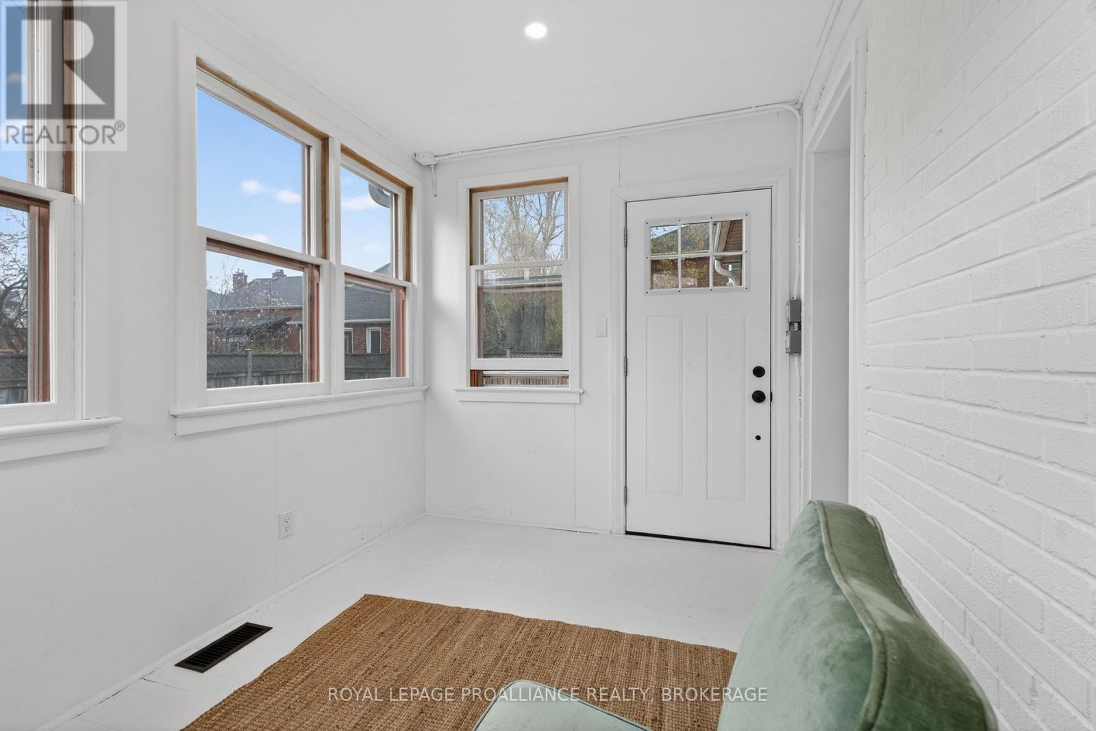 229 PARK STREET - 13