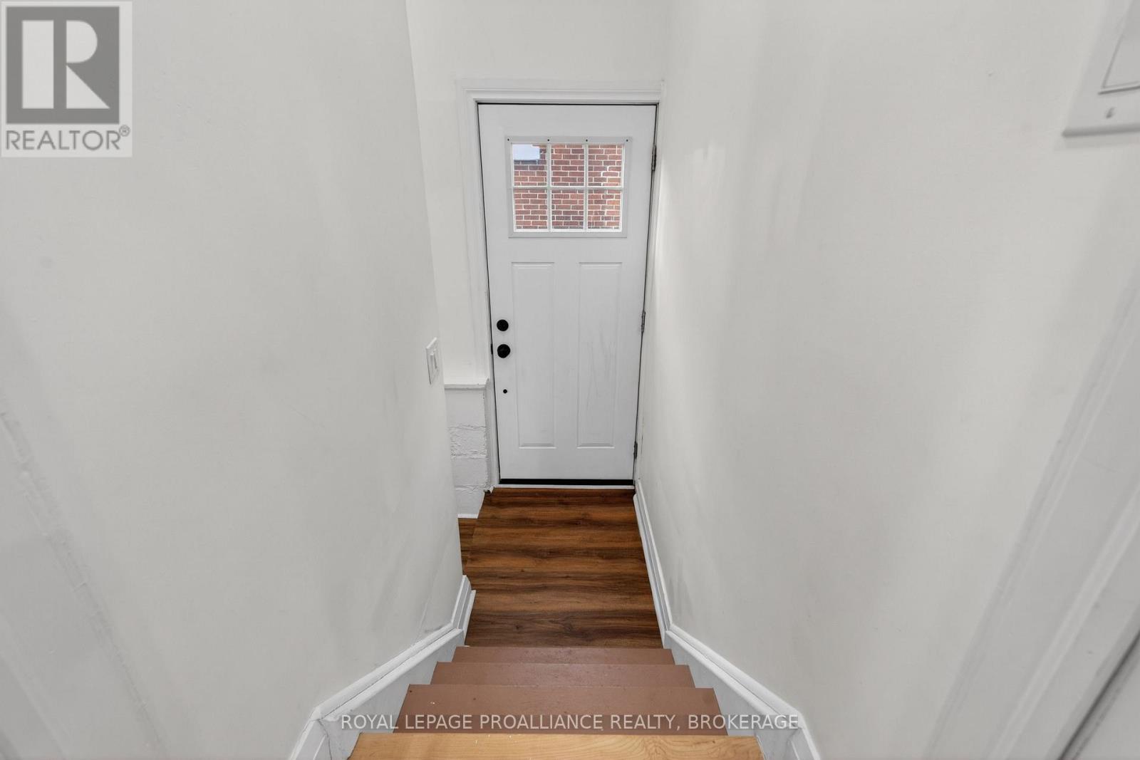 229 PARK STREET - 17