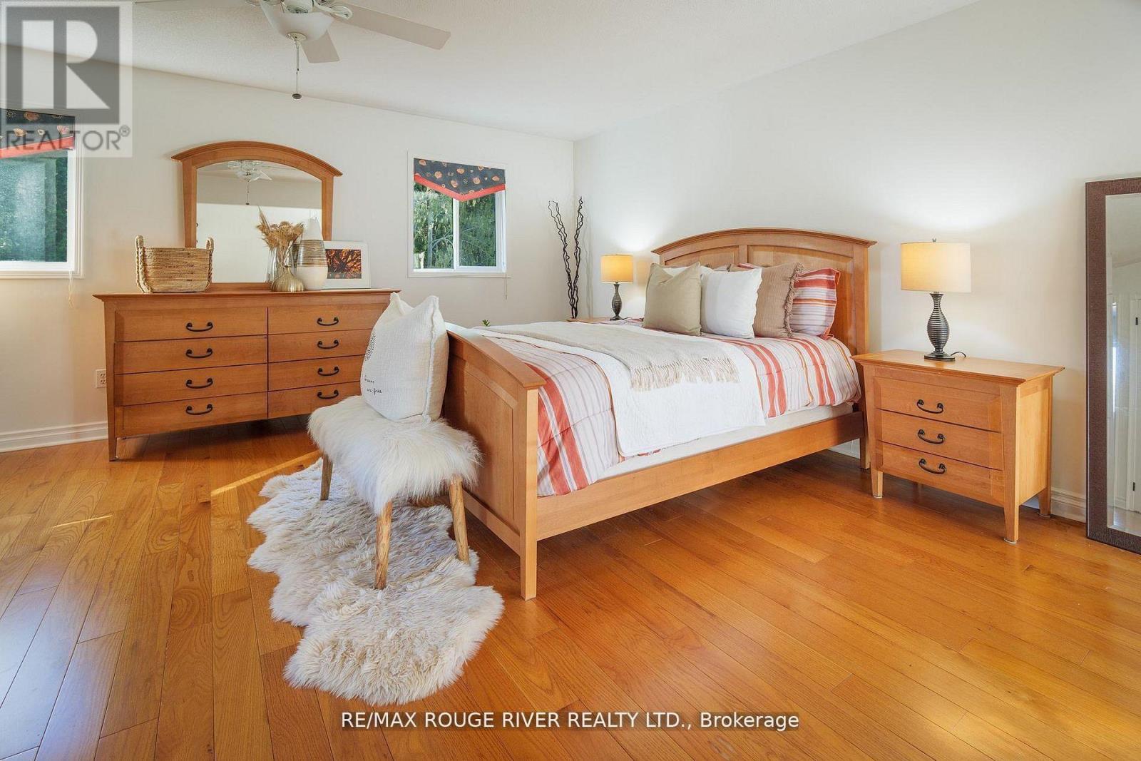 433 WOODSMERE CRESCENT - 18