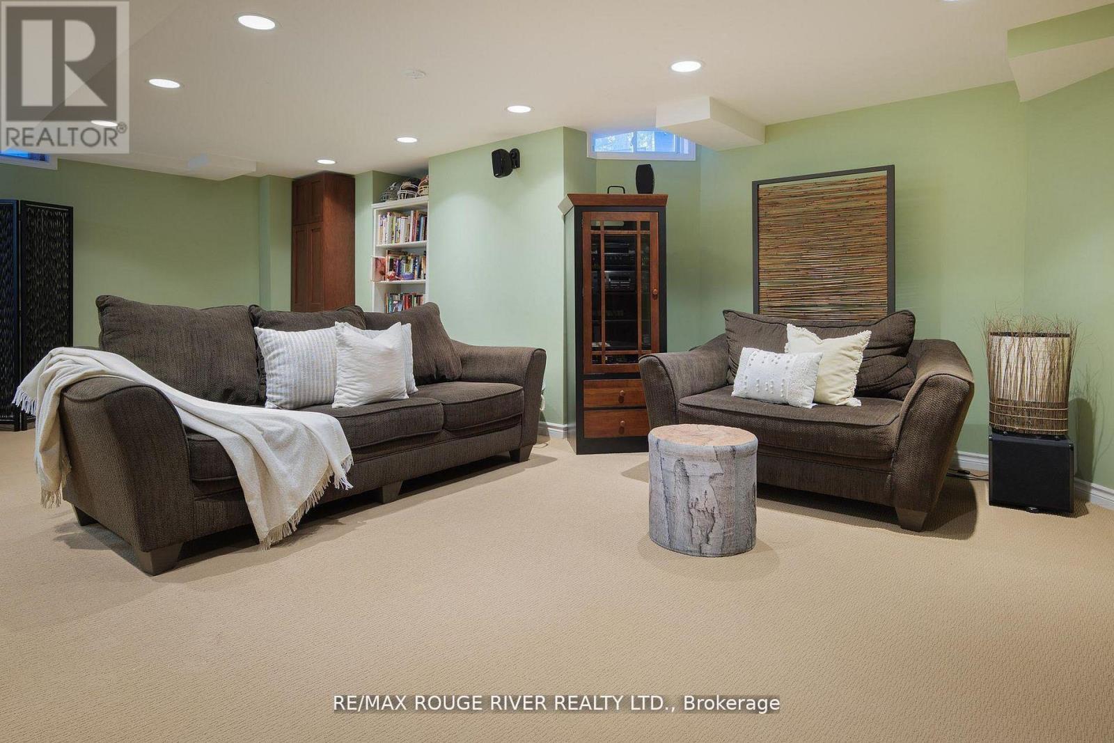 433 WOODSMERE CRESCENT - 24