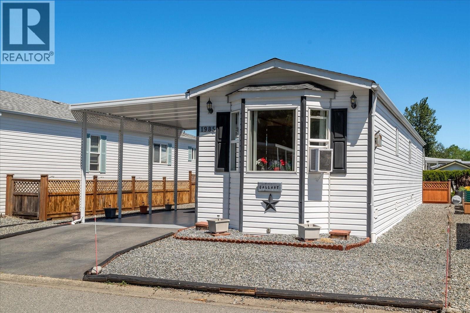 #57 1985 Valley Oak Dr - 1