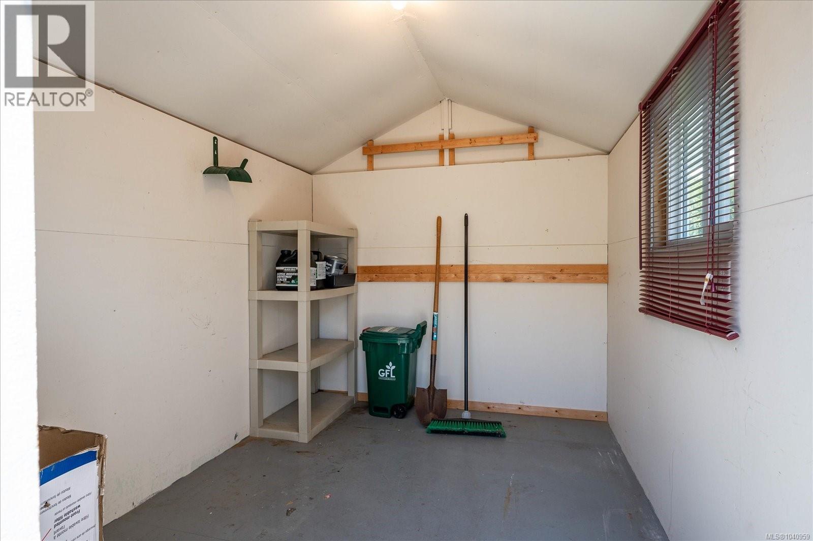#57 1985 Valley Oak Dr - 25