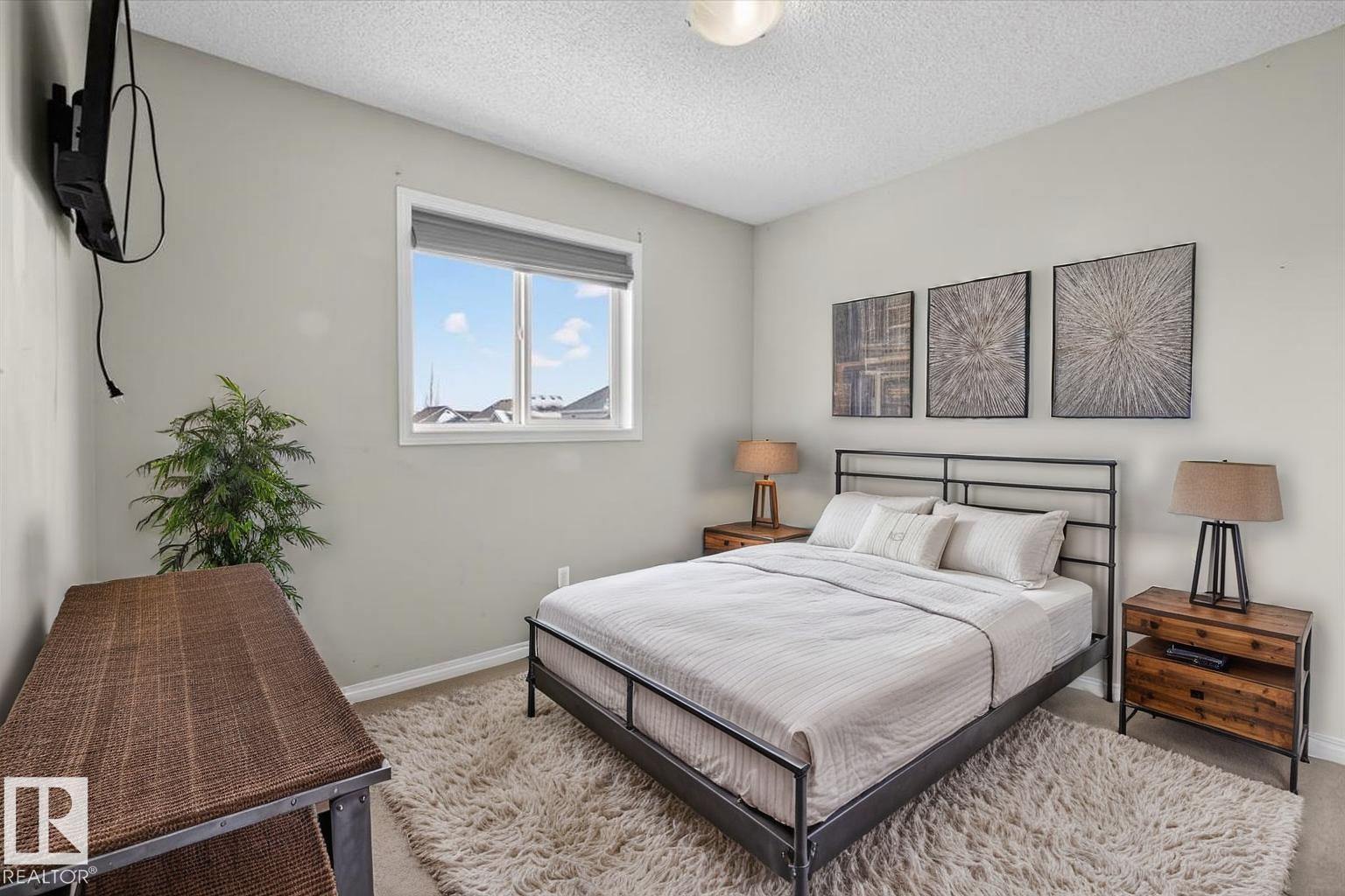 7704 16 AV SW — photo 26