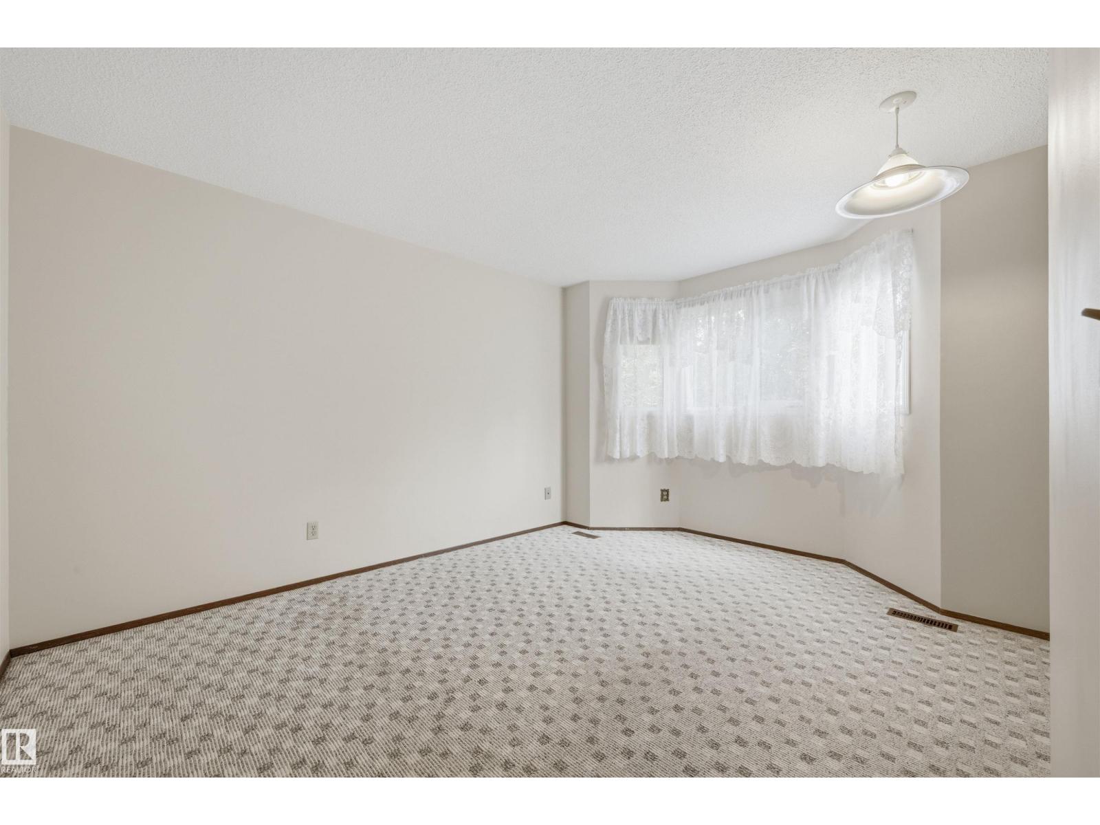 56 MATHIAS AV — photo 18