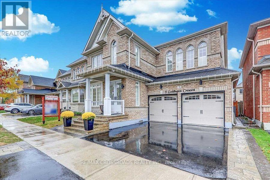 9 GEDDINGTON CRESCENT - 2