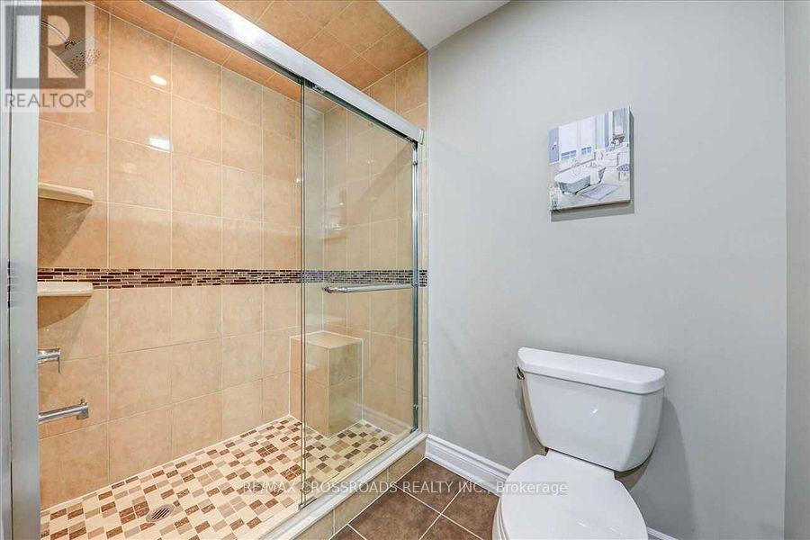 9 GEDDINGTON CRESCENT - 29