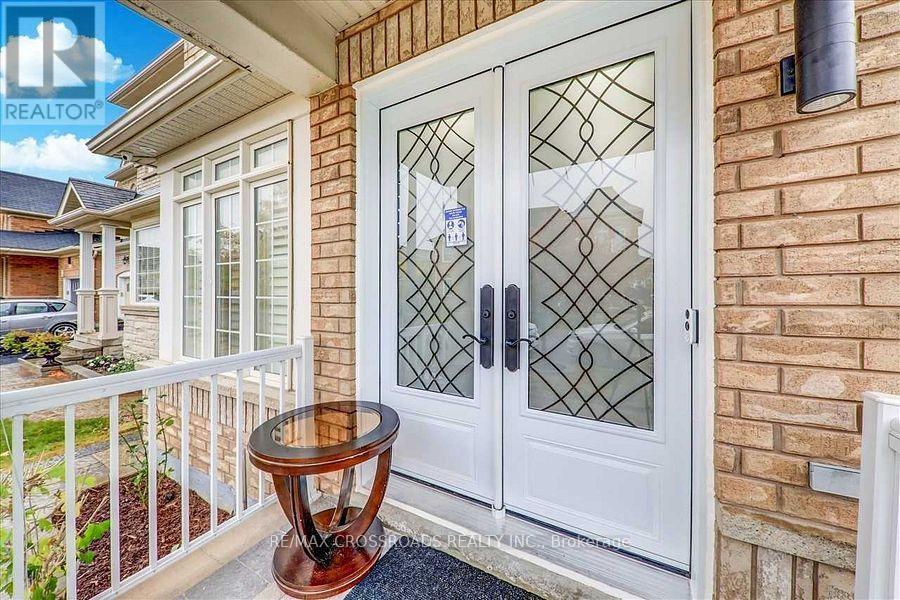 9 GEDDINGTON CRESCENT - 3