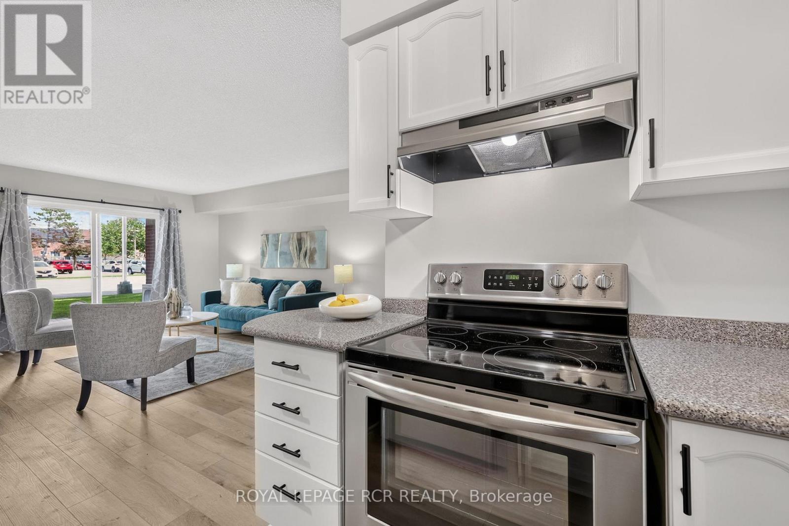 #113 247 KING STREET N - 10