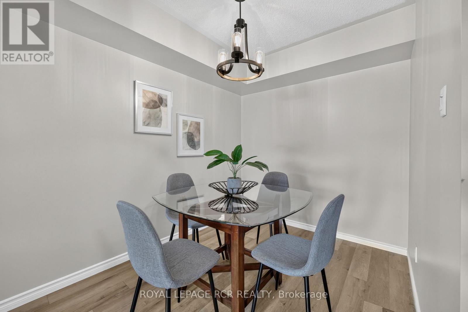 #113 247 KING STREET N - 11