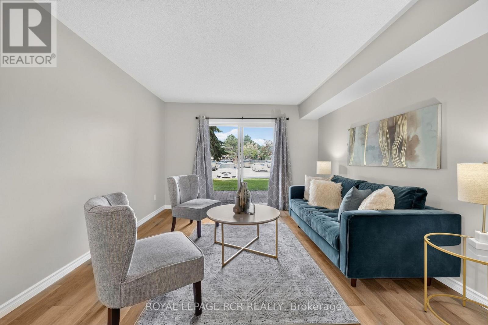 #113 247 KING STREET N - 13