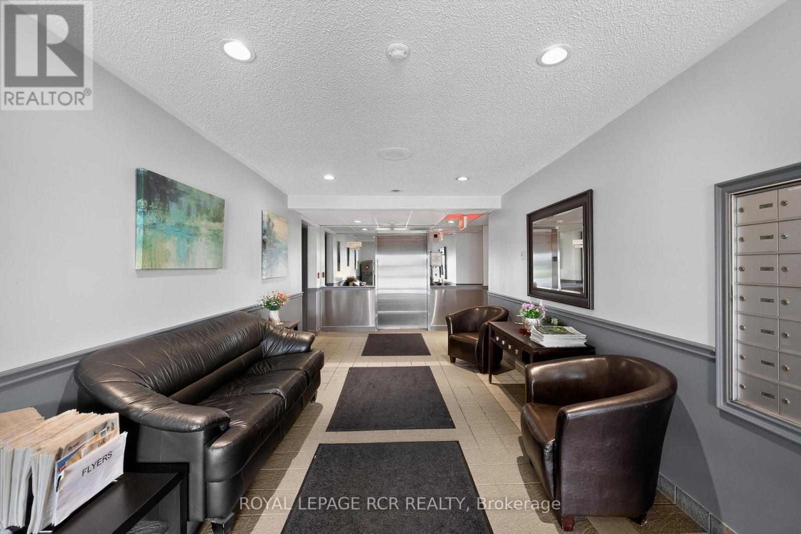 #113 247 KING STREET N - 23