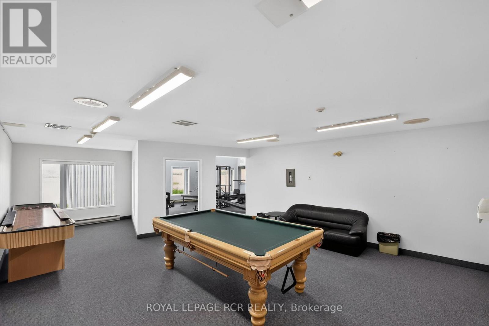 #113 247 KING STREET N - 28