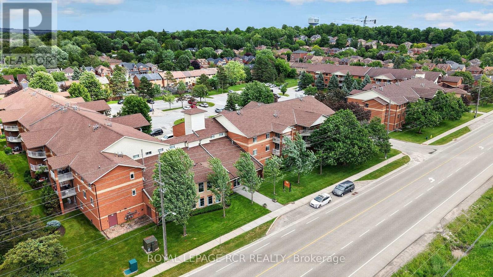 #113 247 KING STREET N - 32