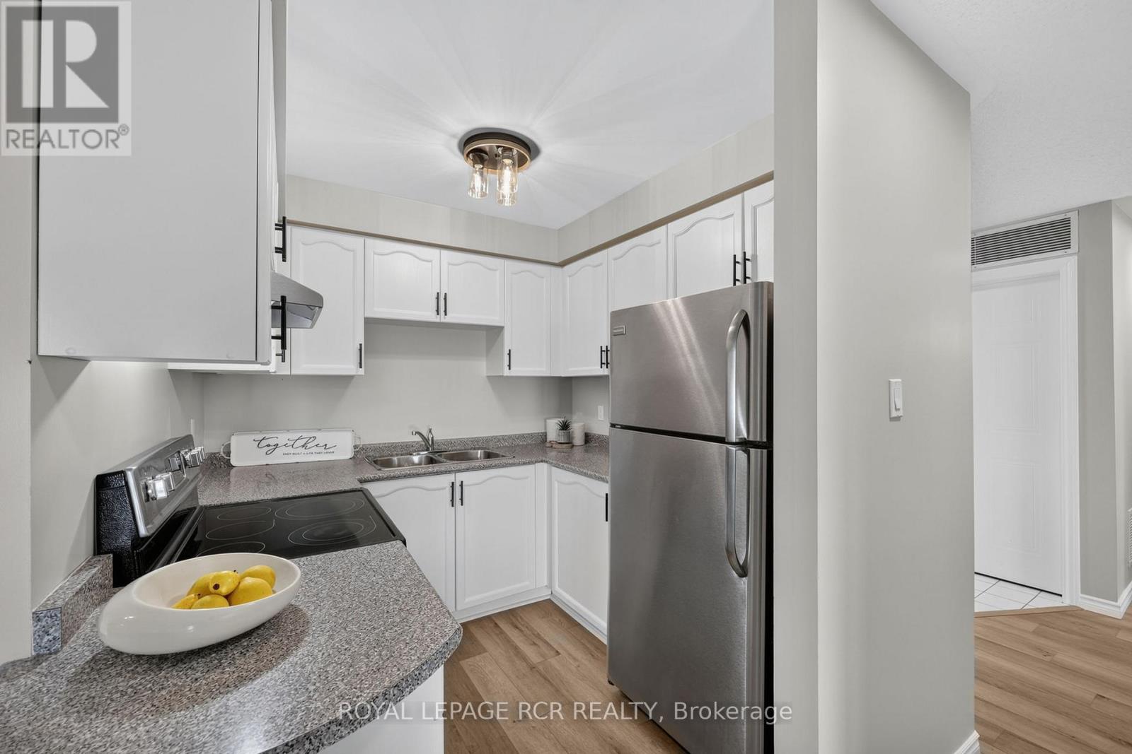 #113 247 KING STREET N - 7