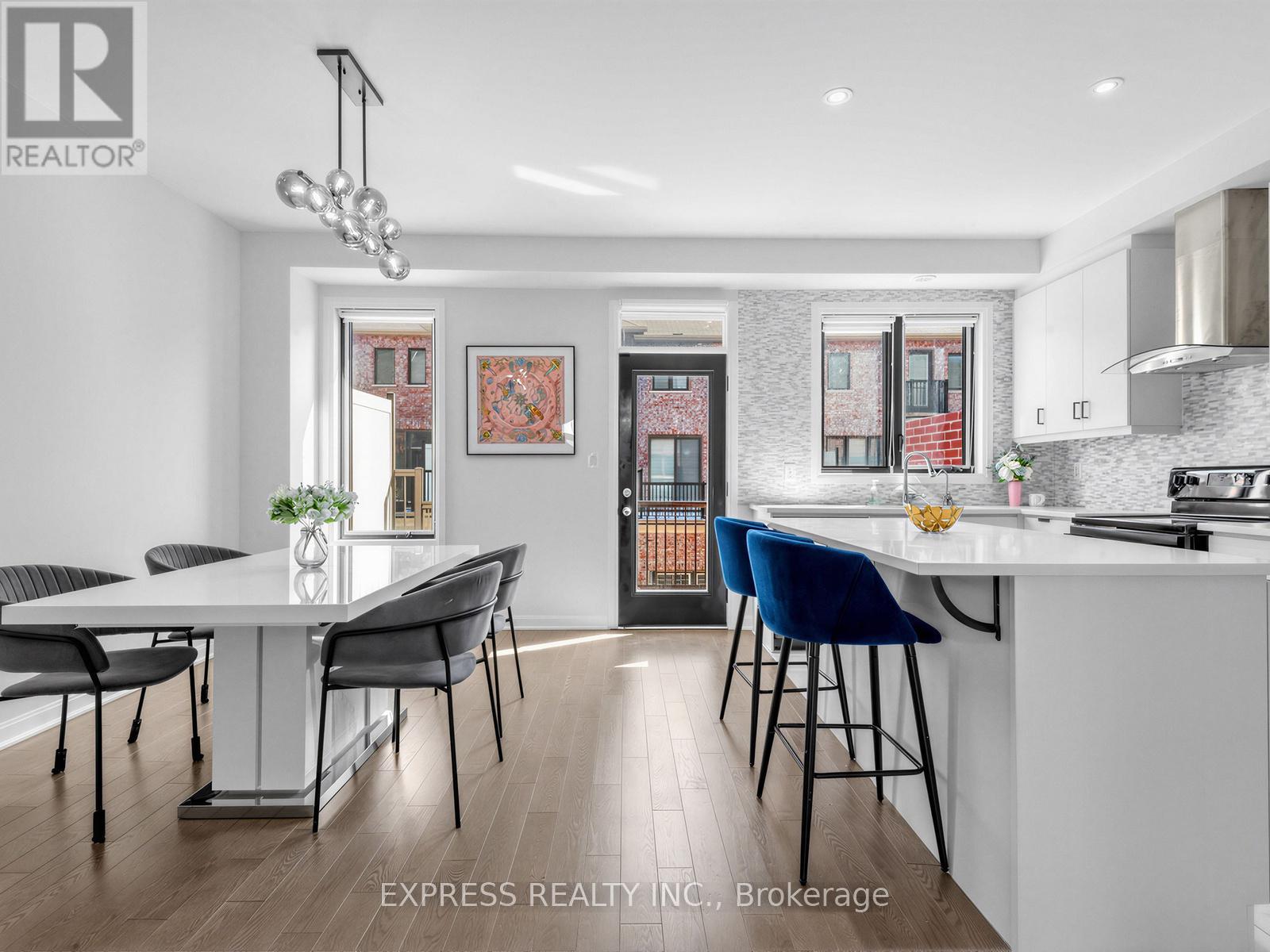 85 CASELY AVENUE - 12